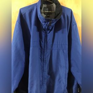 Men’s jacket.  From smoke free and pet free home.  XXL. Sturdy zippers